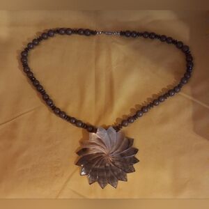 Mother of Pearl Beaded Necklace with Floral Pendant